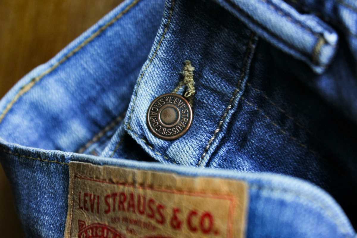 The Stories Behind Iconic Vintage Brands